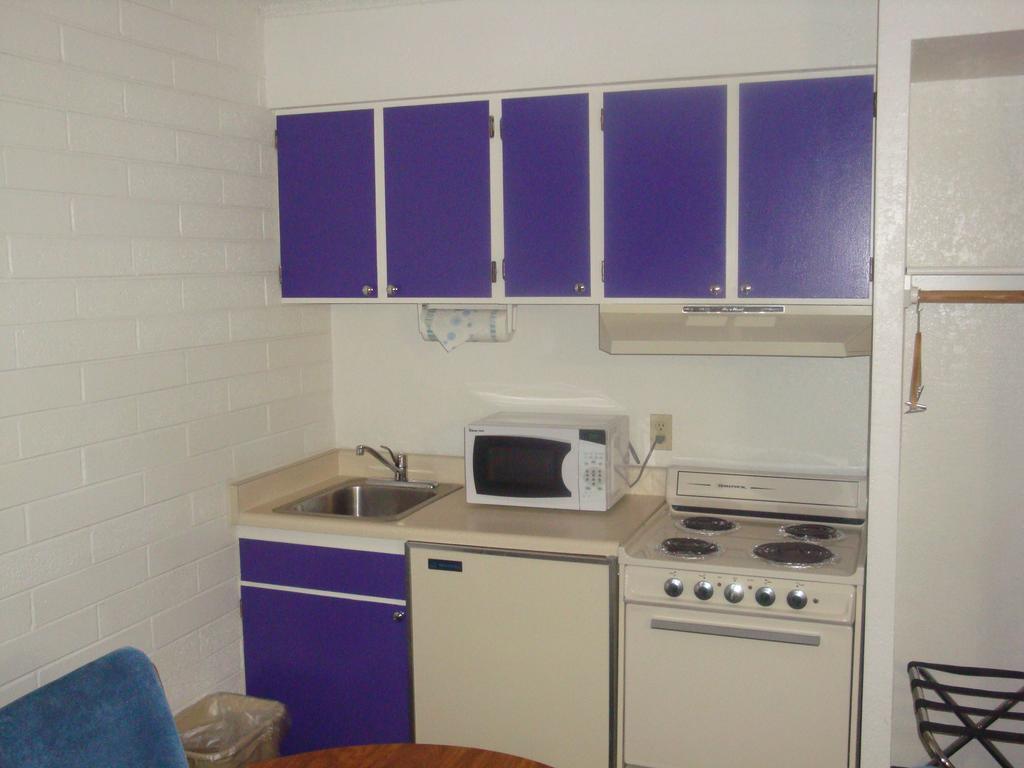 Travelers Inn Lake Havasu Lake Havasu City Habitación foto