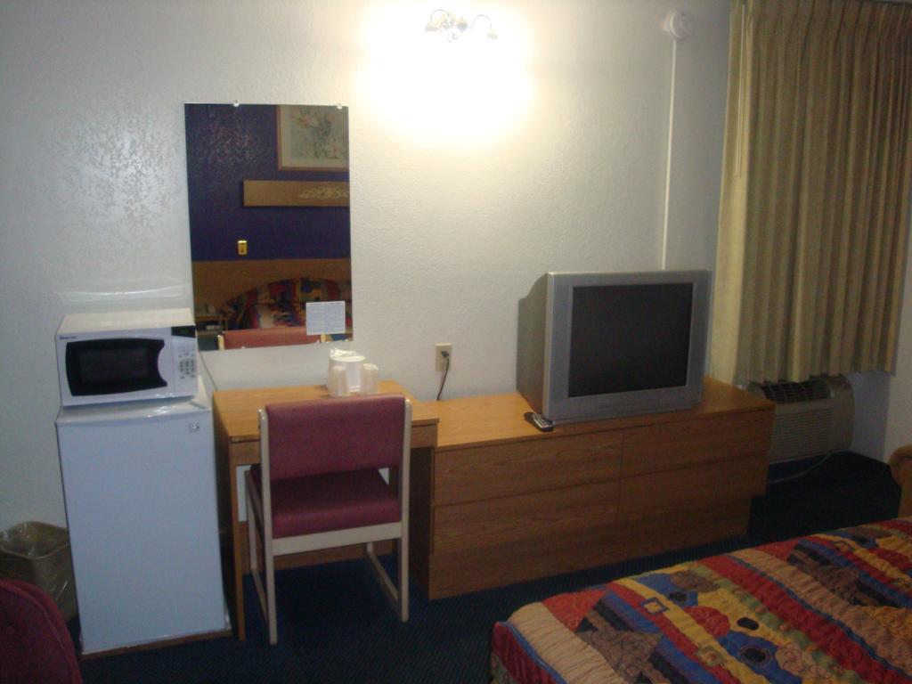 Travelers Inn Lake Havasu Lake Havasu City Habitación foto