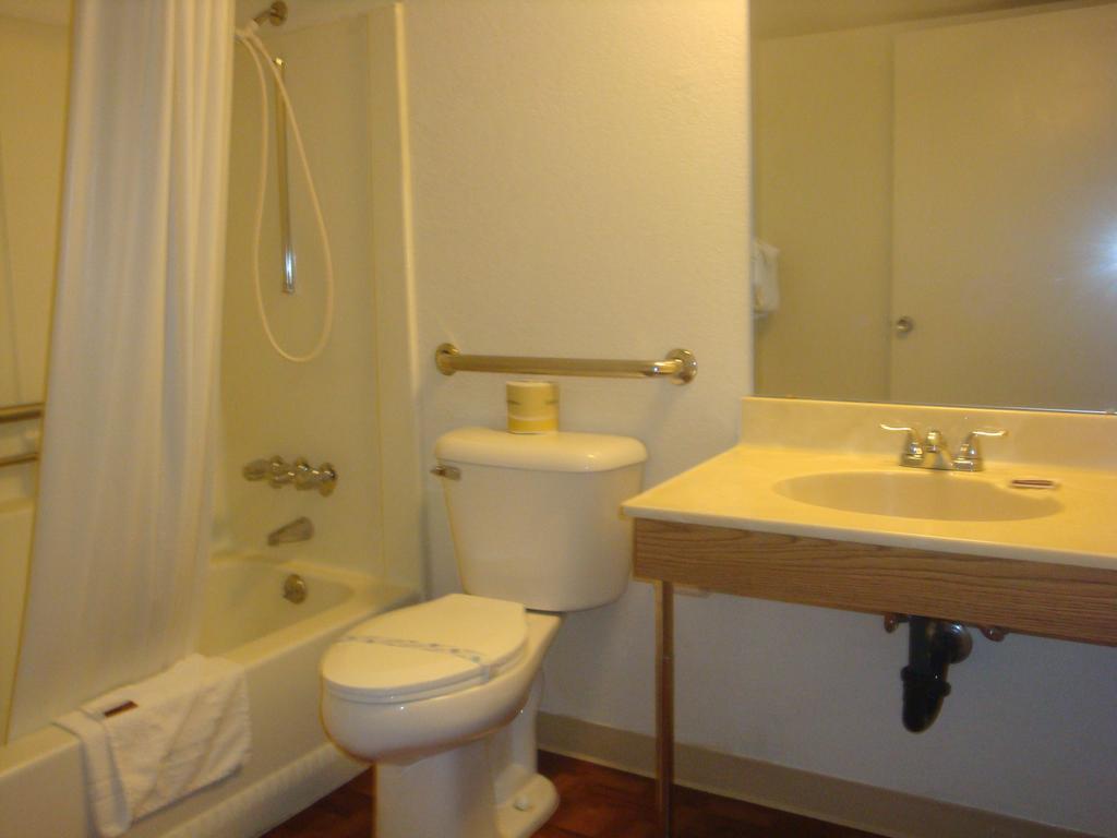 Travelers Inn Lake Havasu Lake Havasu City Habitación foto